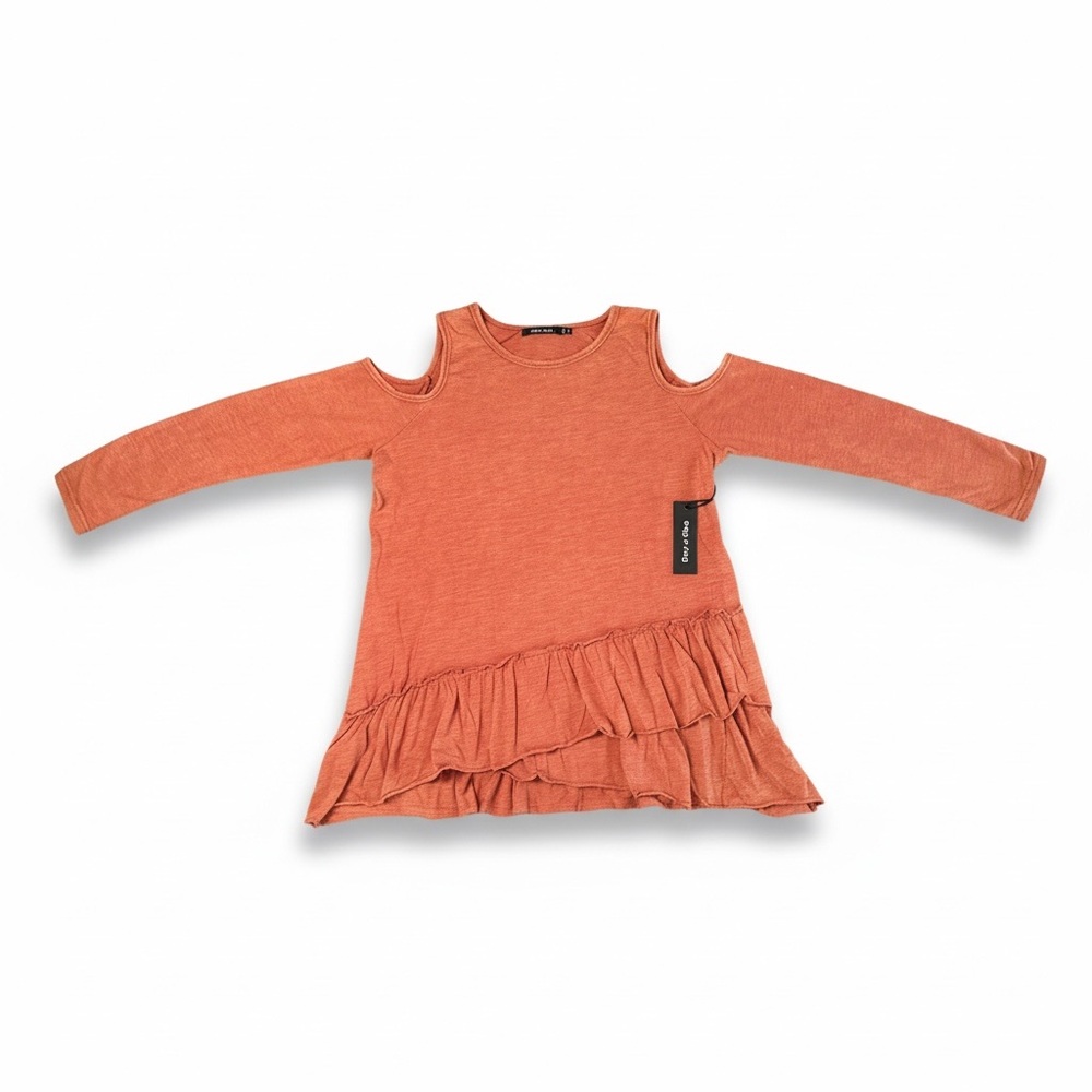 Doe & Rae Boutique Rust Cold Shoulder Top Boho Festival Stretch Tee Size M NWT - Picture 2 of 7